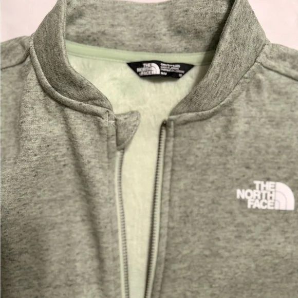 The North Face Olive Full-Zip Jacket - Picture 3 of 3